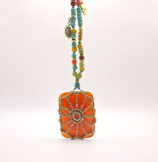 COLLIER